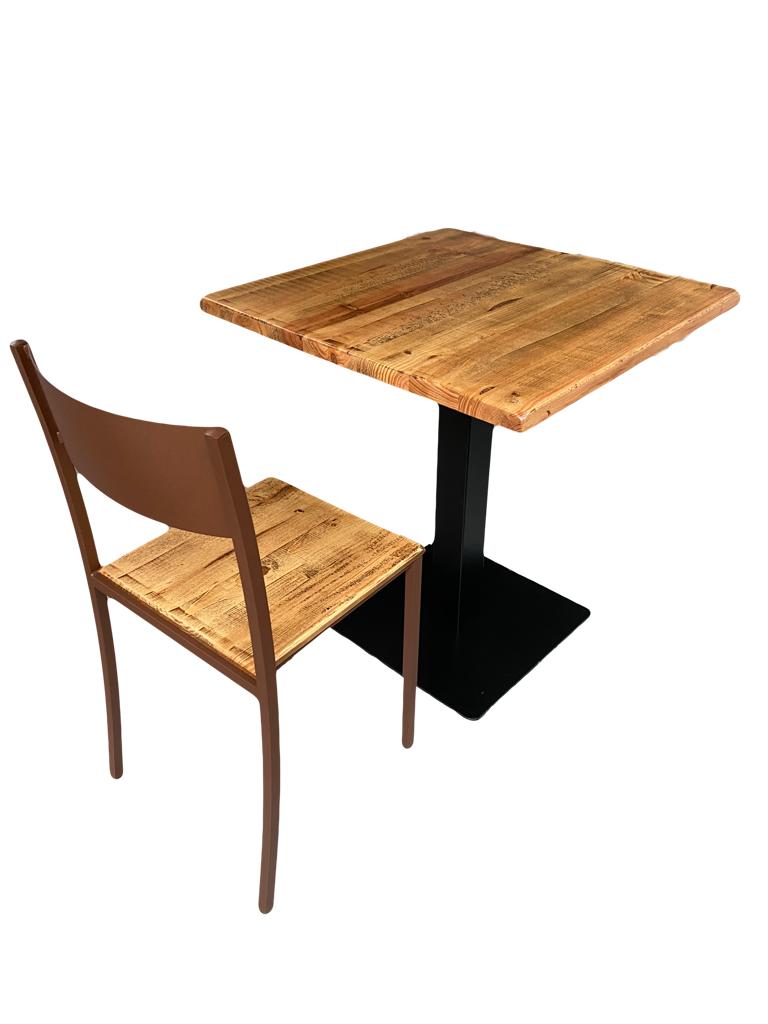 sobre de mesa y silla modelo brulé