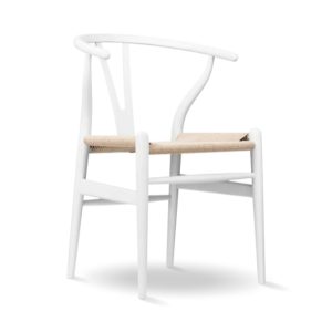 Silla Wishbone blanca asiento natural