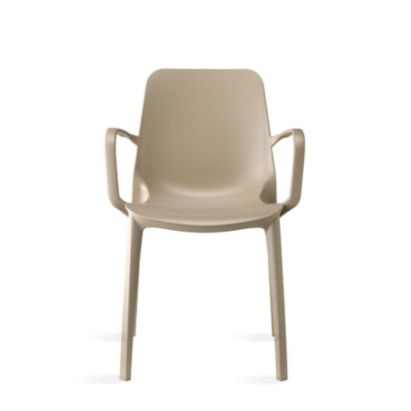 sillón plastico exterior beige